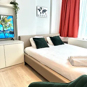 https://beautiful-studio-in-the-heart-of-grand-place.brusselshotelsbook.com